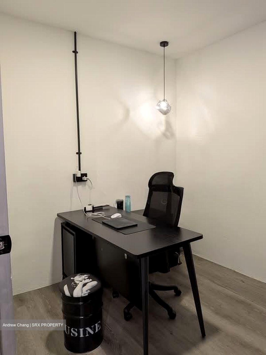 Orchard Towers (D9), Office #555308331